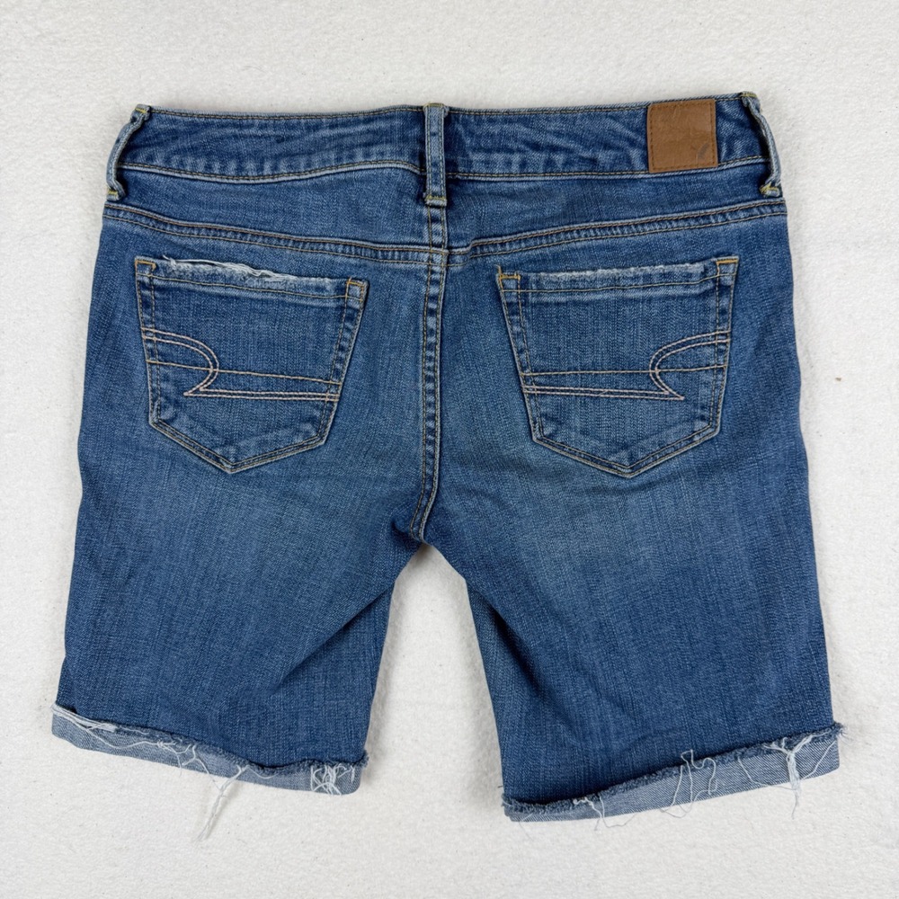 American Eagle Stretch Denim Bermuda Shorts Blue Distressed Raw Hem Womens Size2 - Picture 6 of 6